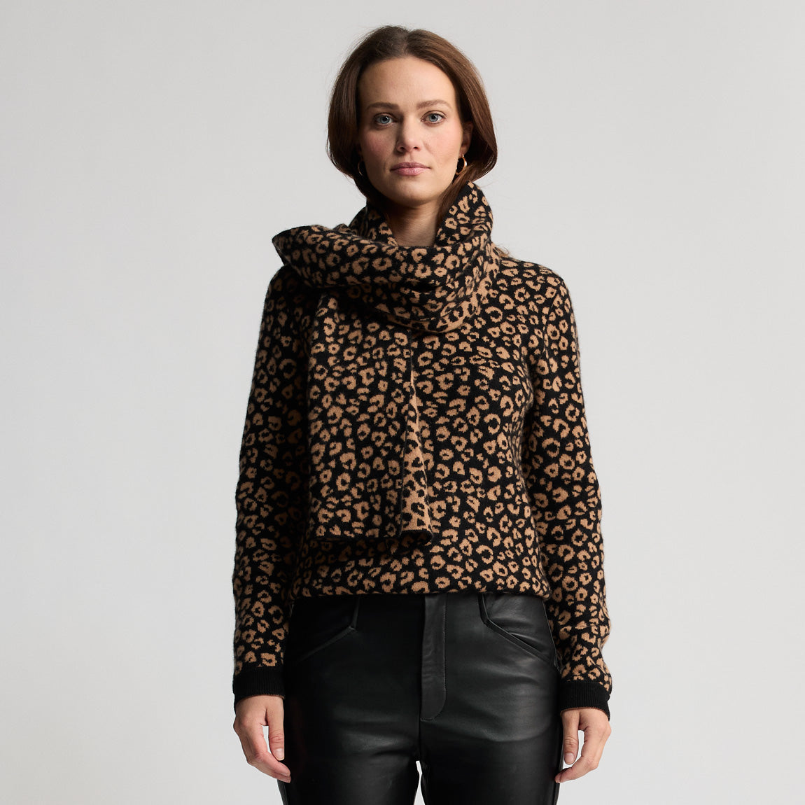 Georgia Large Knitted Reversible Cashmere Wrap - Leopard