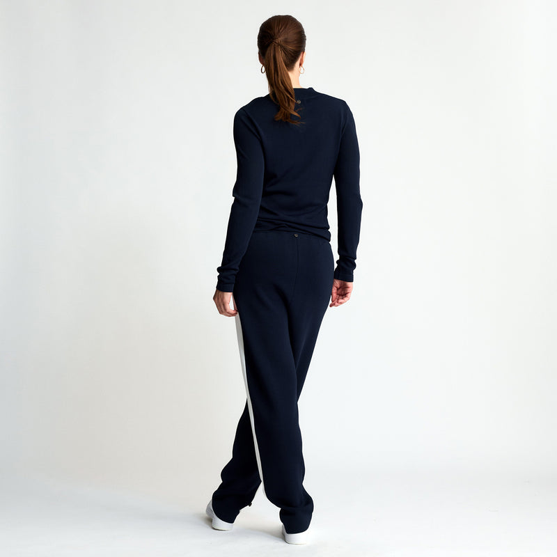 Base Layer Collar Wrap Knit - British Navy