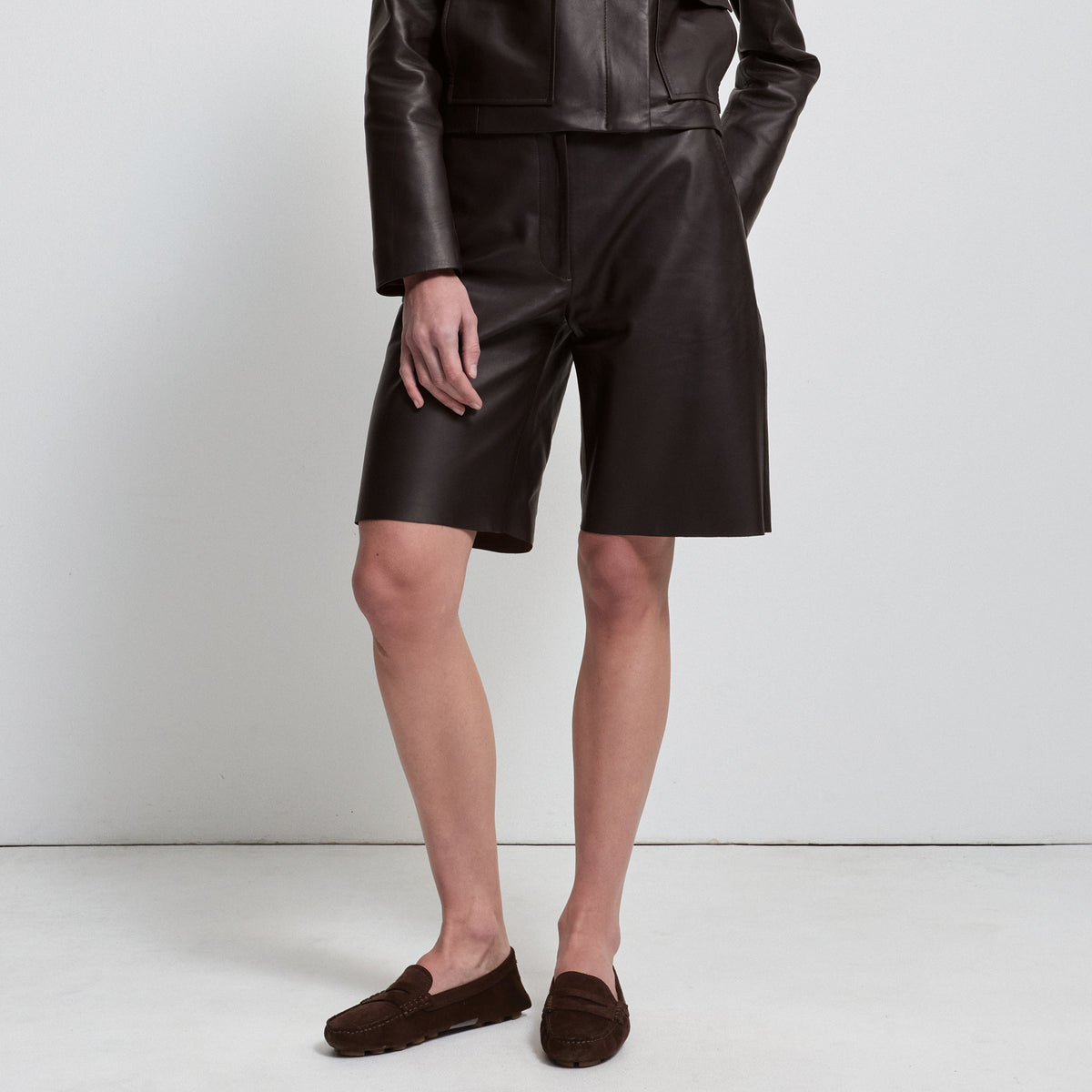 Xavier Shorts - Espresso Leather