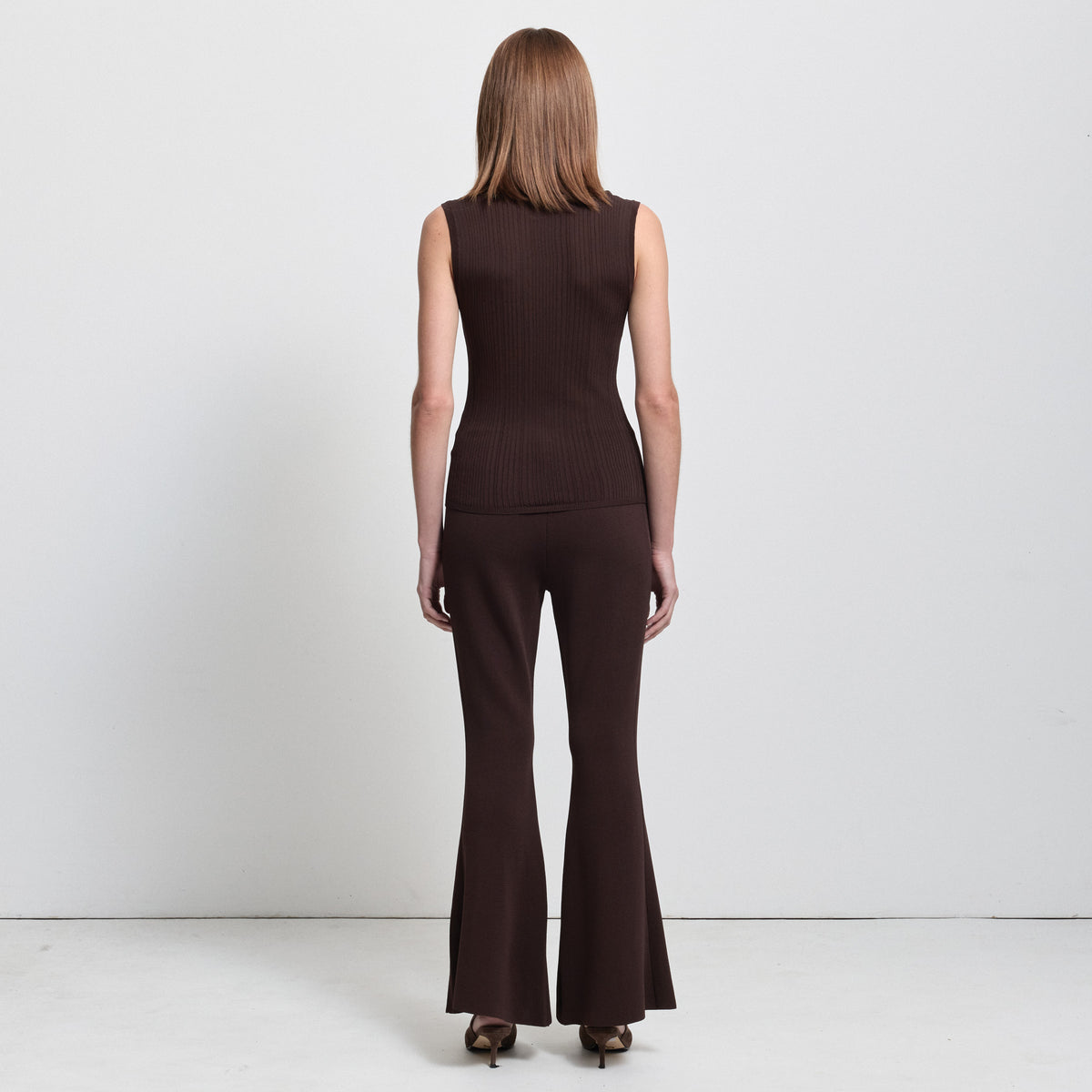 Base Layer Abstract Singlet - Espresso