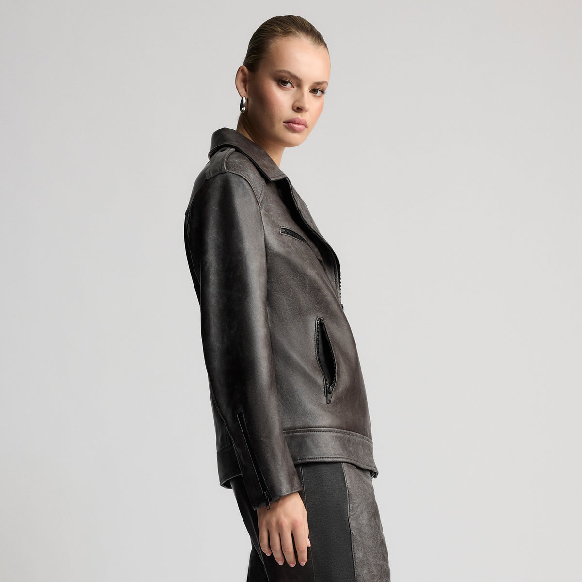 Charlotte - Oversized Jacket - Gun Metal