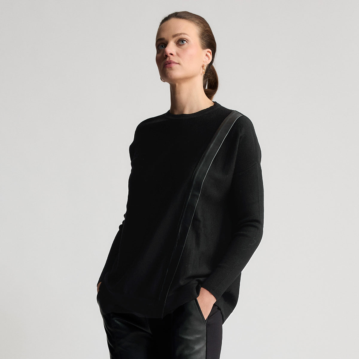 Susan Knit - Jet Black