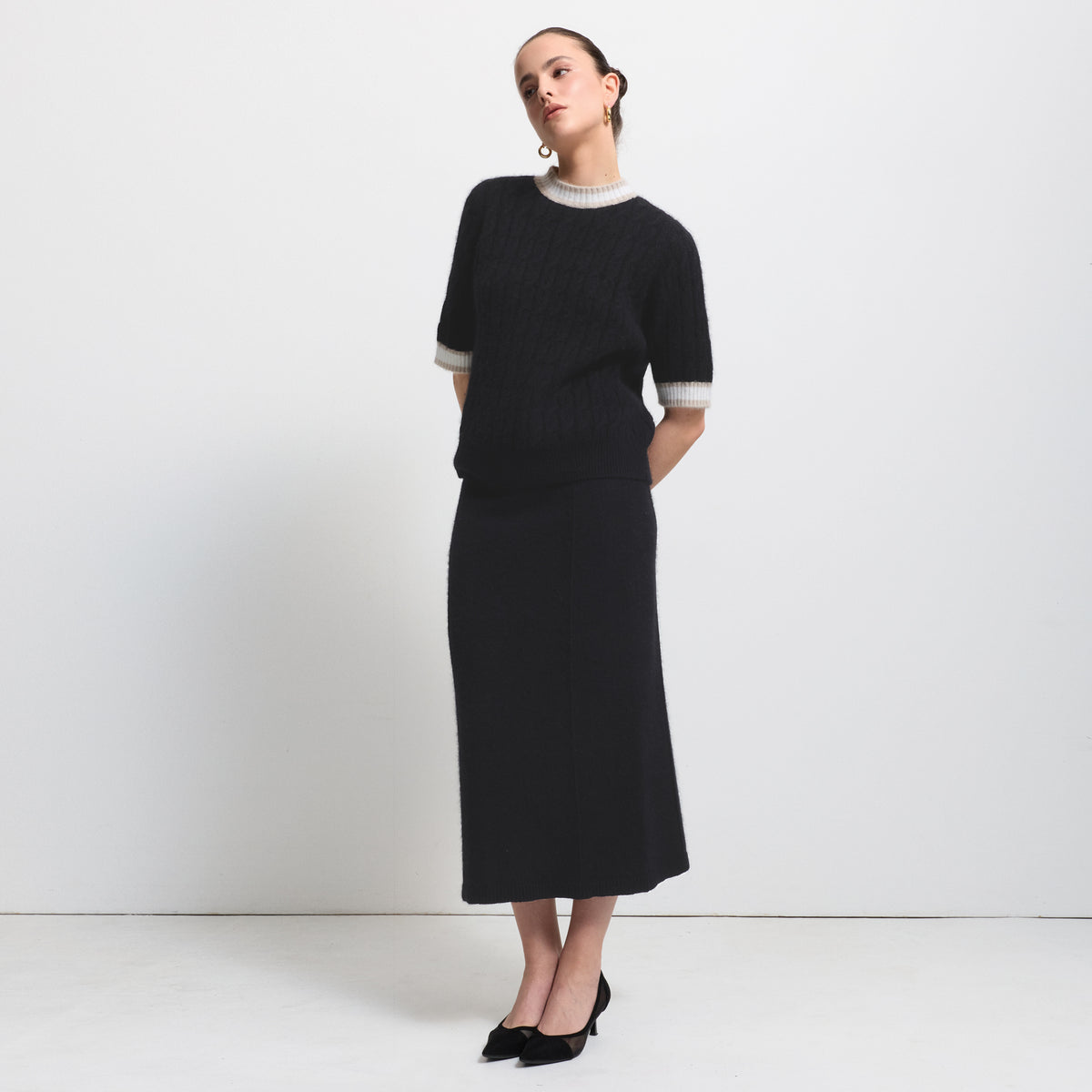 Teresa Knit- Jet Black