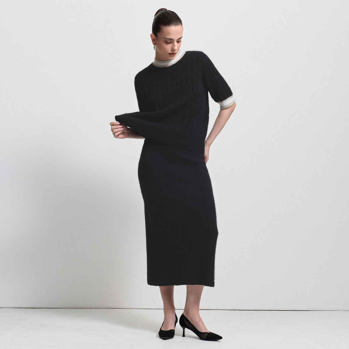 Teresa Knit- Jet Black