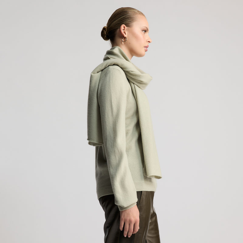 Grace Long Knitted Cashmere Scarf - Pistachio