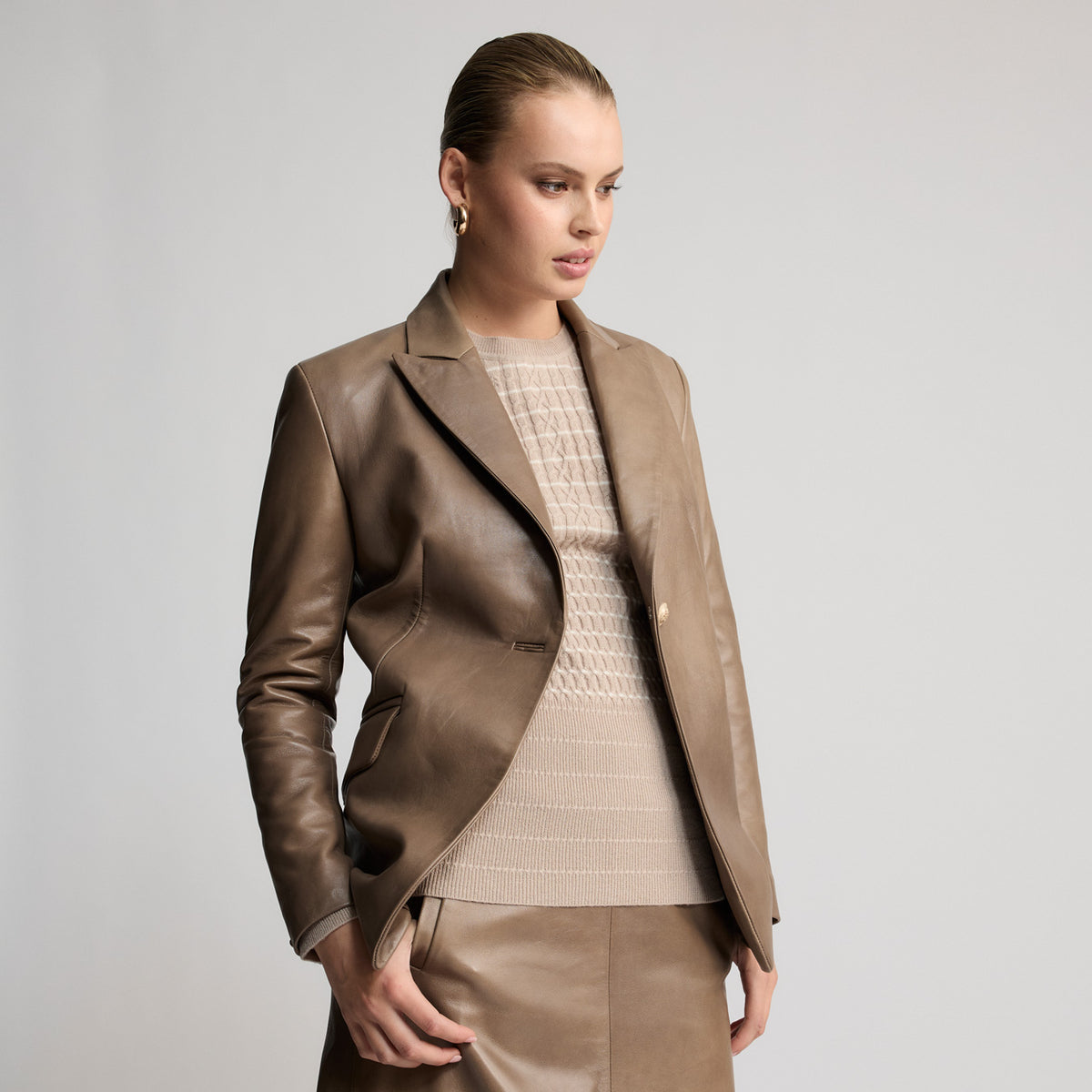 Samantha - Tailored Blazer - Putty