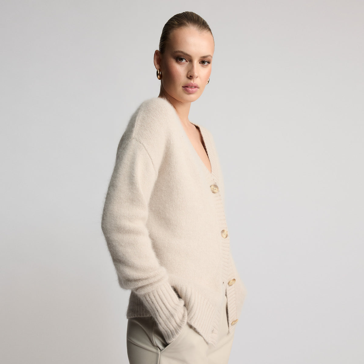 Smithton Cardigan - Putty