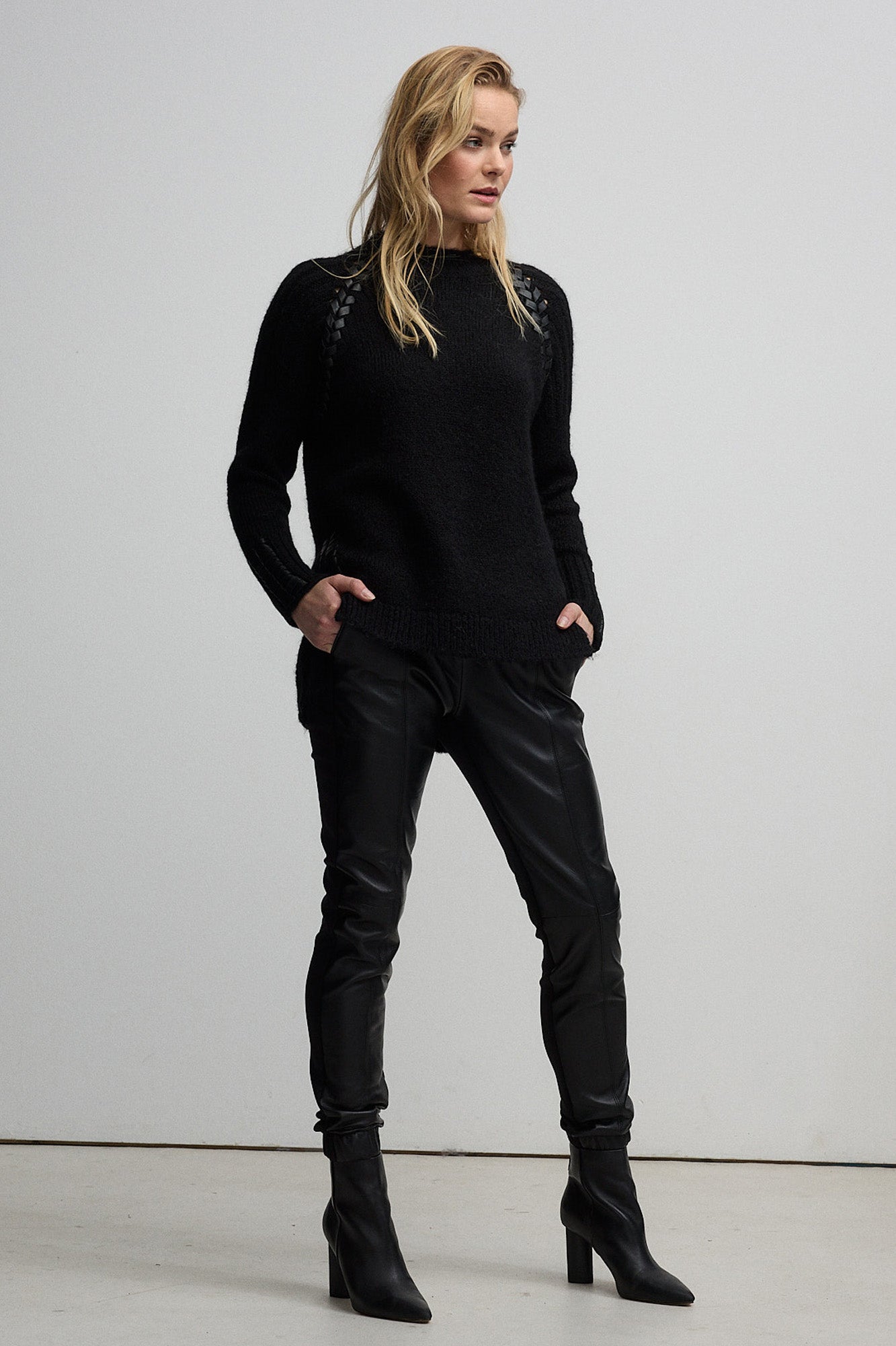Fergie Leather Jogger Pant - Jet Black